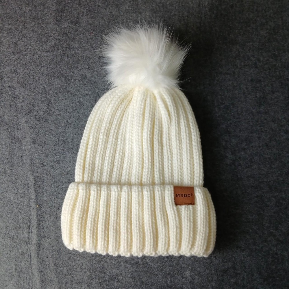NWOT MSDC Knit Ribbed pattern with fold over cuff pompom  OSFM cottage winter